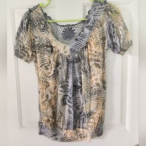 Daytrip Crotchet Floral top